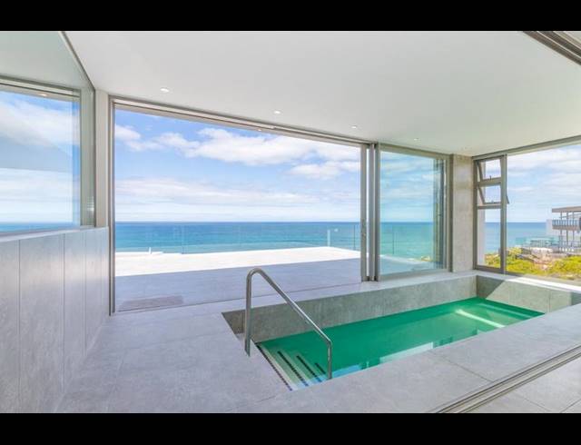 5 BEDROOM HOUSE FOR SALE IN PINNACLE POINT GOLF ESTATE